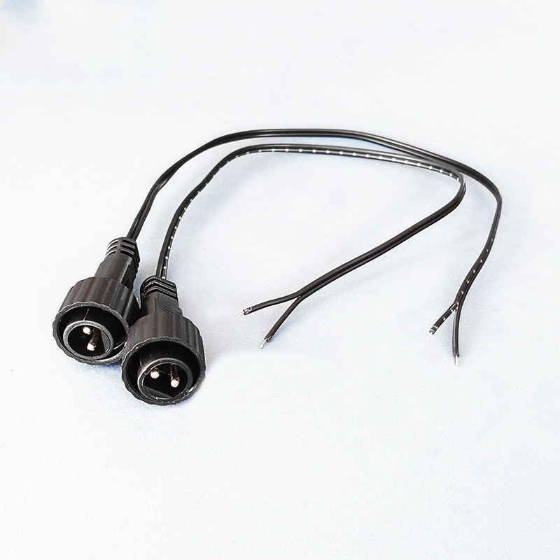 موصل LED ثنائي السن مع سلك توص - مراجعة Outdoor Lighting Connectors وسعره