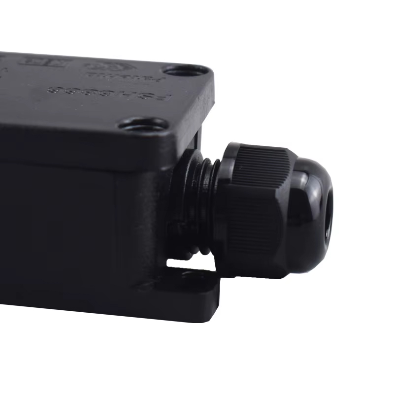 صندوق توصيل كهربائي خارجي مقاو - مراجعة Outdoor Lighting Connectors وسعره