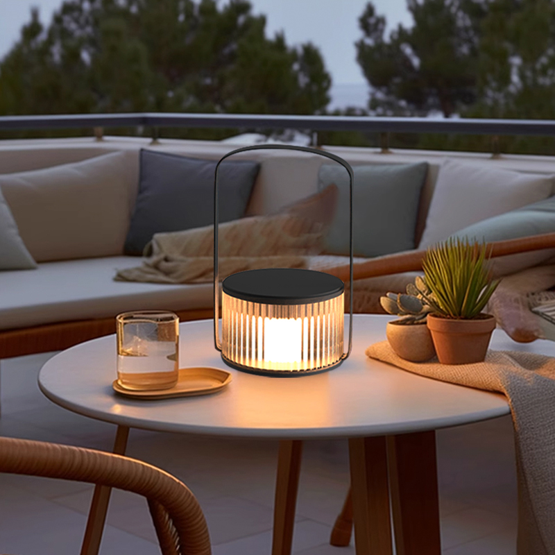 شحن خارجي محمول ضوء محيط يعمل  - مراجعة Outdoor Lighting Portable وسعره